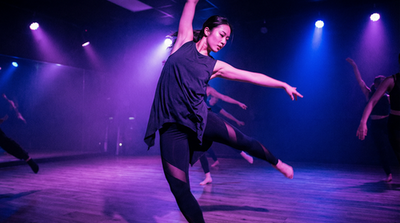 黄色仓库舞蹈视频